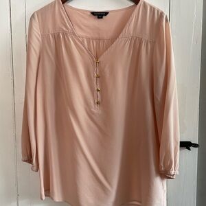 100% Silk Blush Pink Blouse. V neck with gold buttons by Lands End. Sz 12p